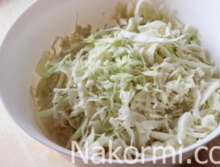 Зелеви салати с краставици - пет най-добри рецепти