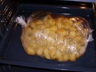Картошка, запеченная в рукаве в духовке – прекрасно!